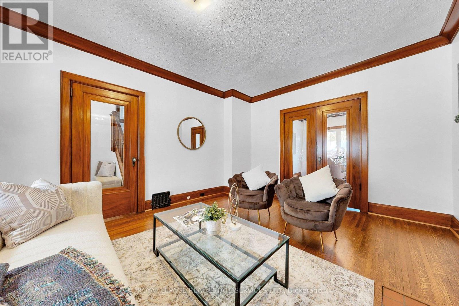 317 Runnymede Road, Toronto, Ontario  M6S 2Y5 - Photo 7 - W12850956