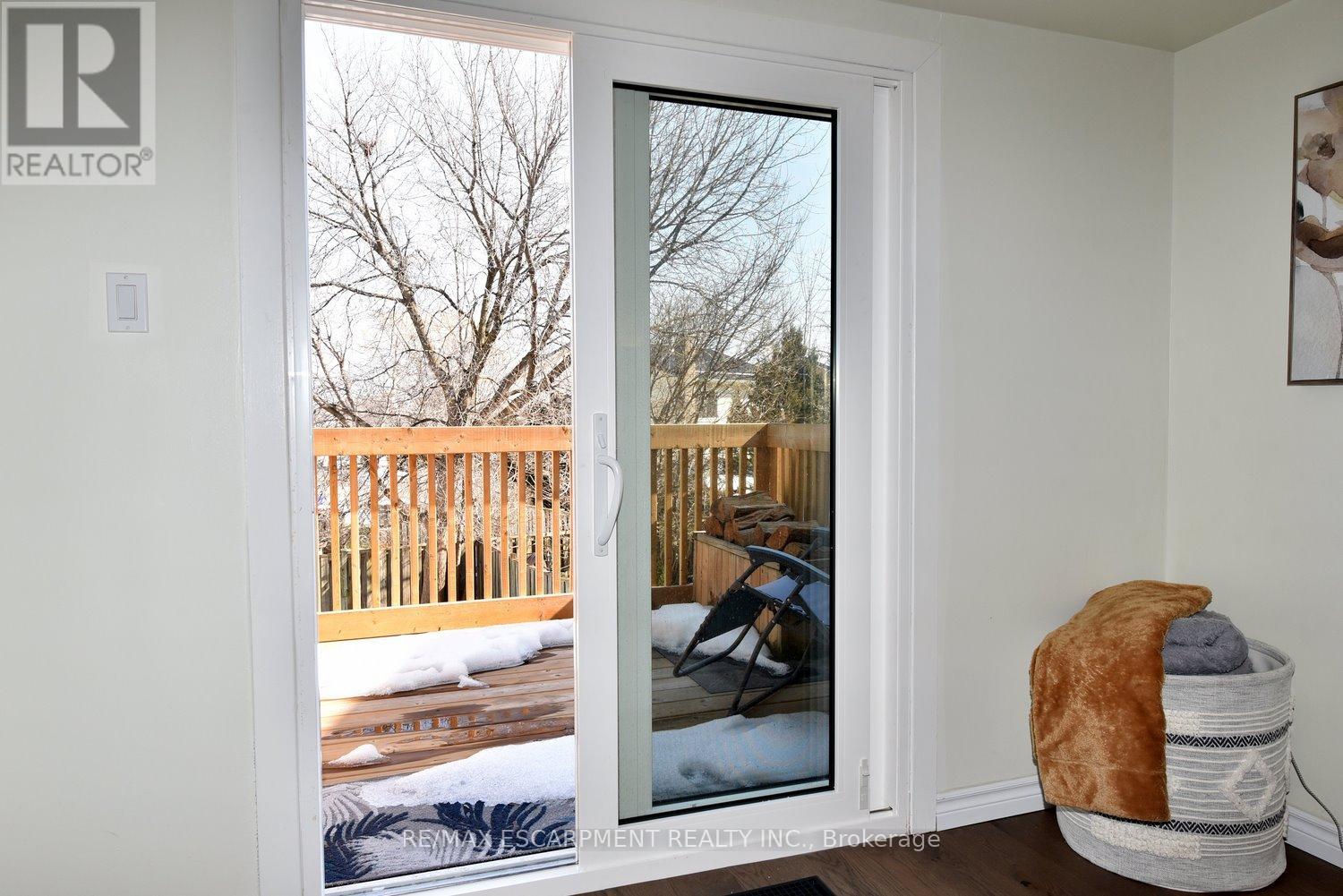 2414 Coventry Way, Burlington, Ontario  L7P 4M4 - Photo 22 - W12850962