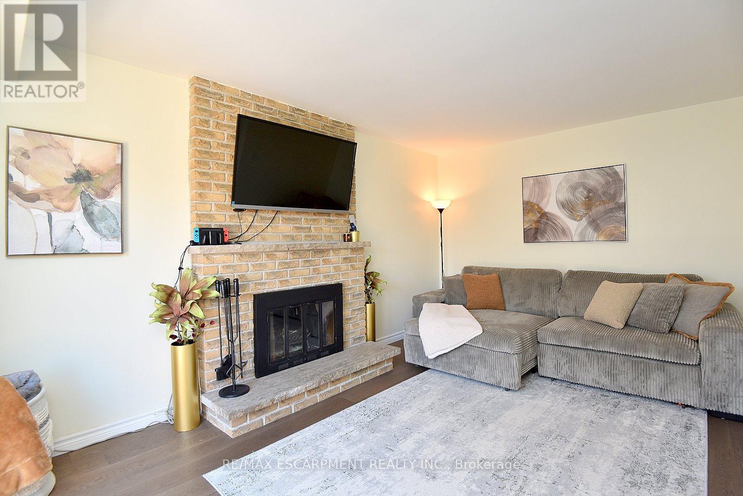 2414 Coventry Way, Burlington, Ontario  L7P 4M4 - Photo 23 - W12850962