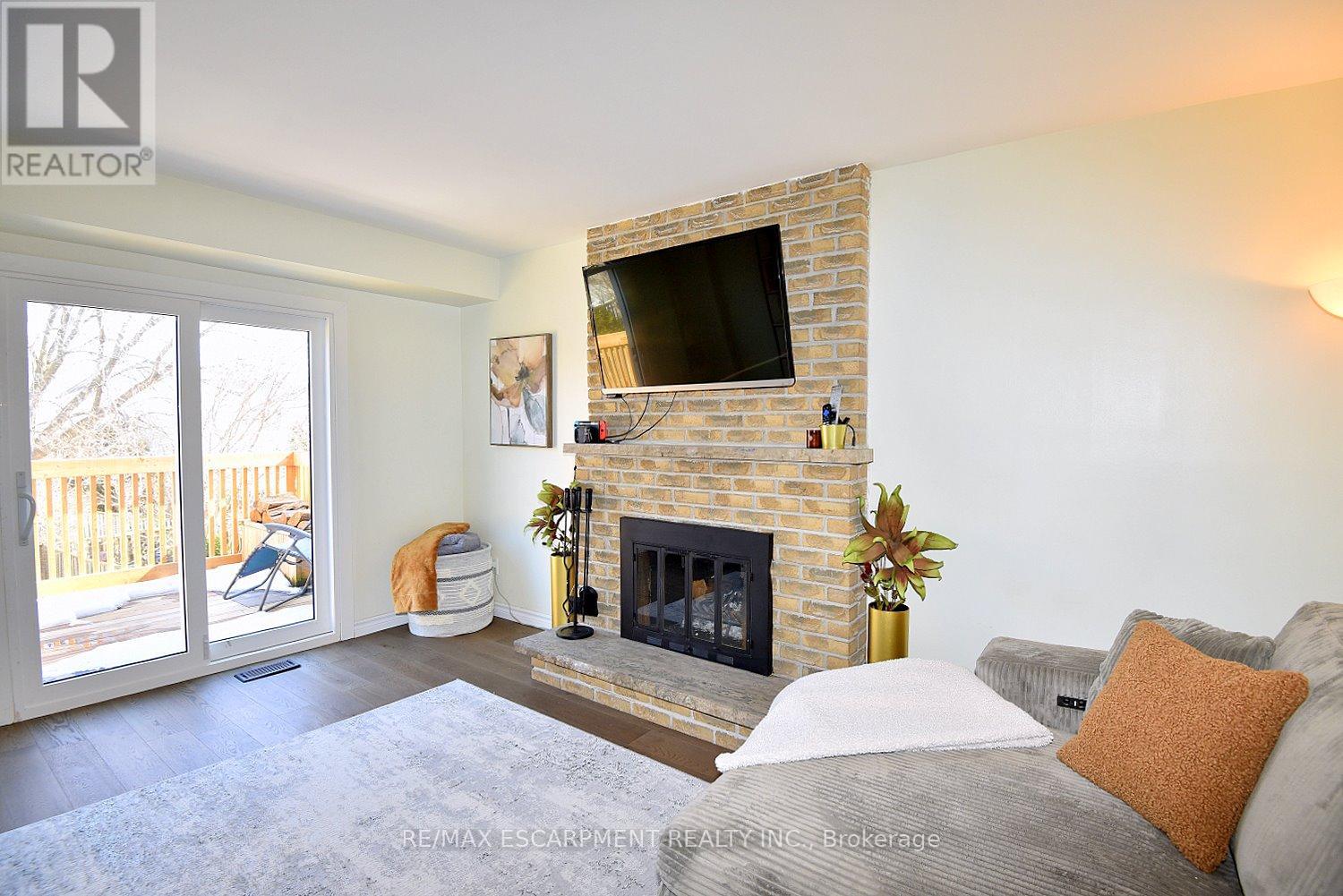 2414 Coventry Way, Burlington, Ontario  L7P 4M4 - Photo 24 - W12850962