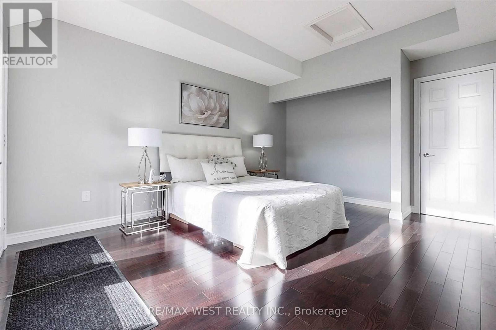 10 - 36 Gibson Avenue, Toronto, Ontario  M9N 0A5 - Photo 15 - W12850974