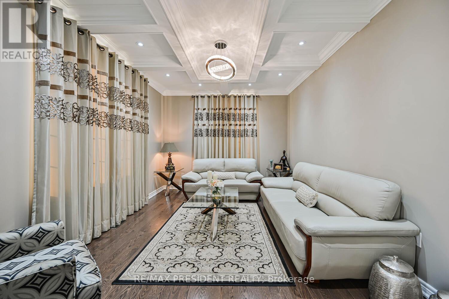 65 Parity Road, Brampton, Ontario  L6X 5M8 - Photo 7 - W12851016