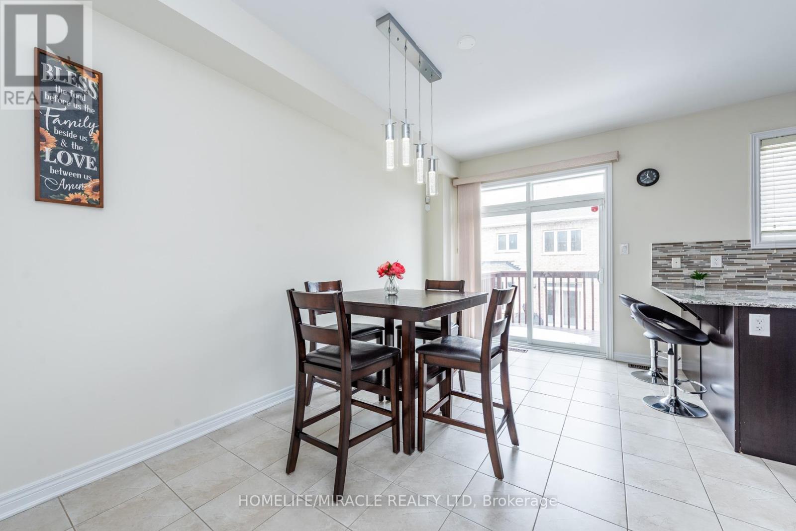 84 Rockman Crescent, Brampton (Northwest Brampton), Ontario  L7A 3Z9 - Photo 14 - W12851030