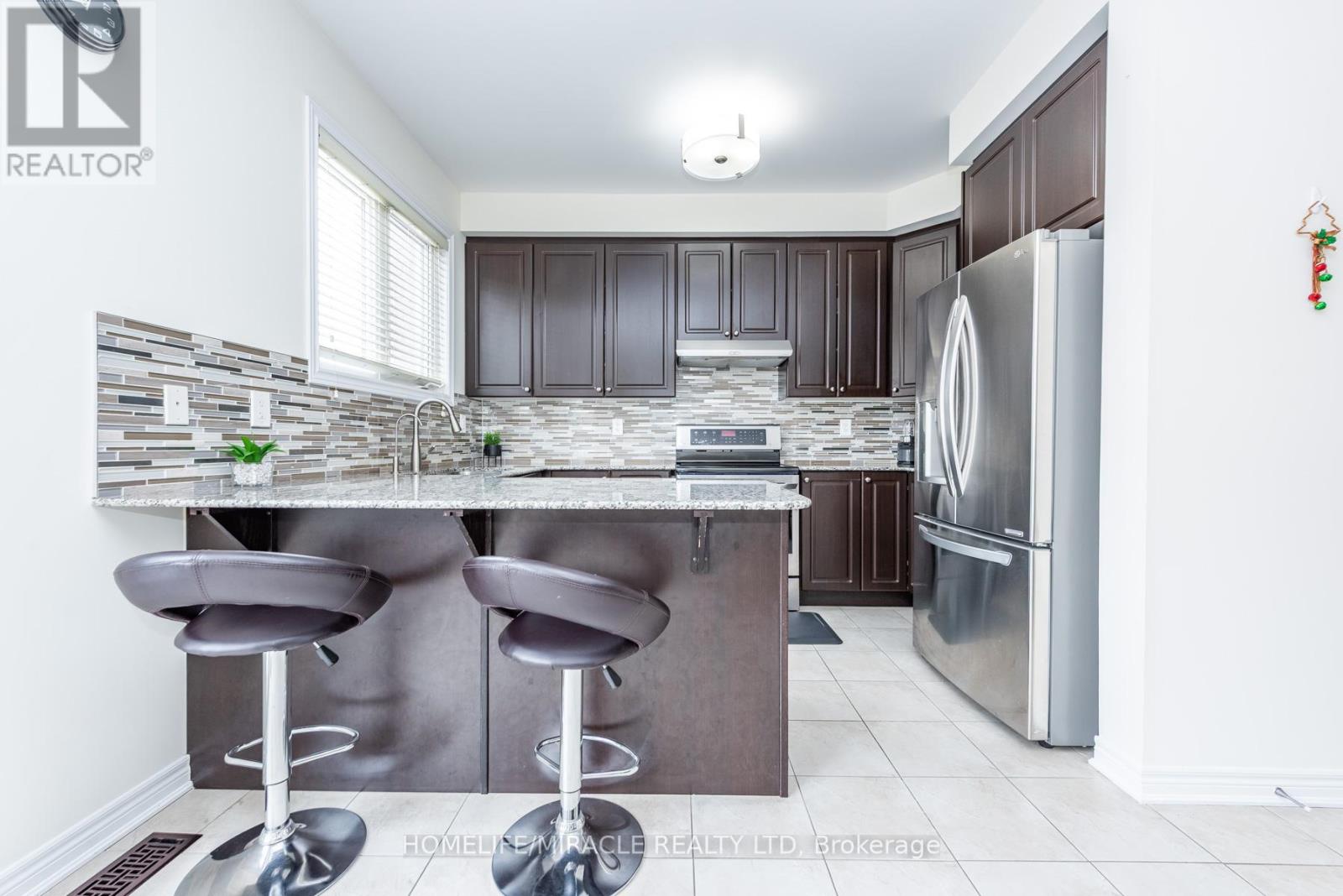 84 Rockman Crescent, Brampton (Northwest Brampton), Ontario  L7A 3Z9 - Photo 17 - W12851030