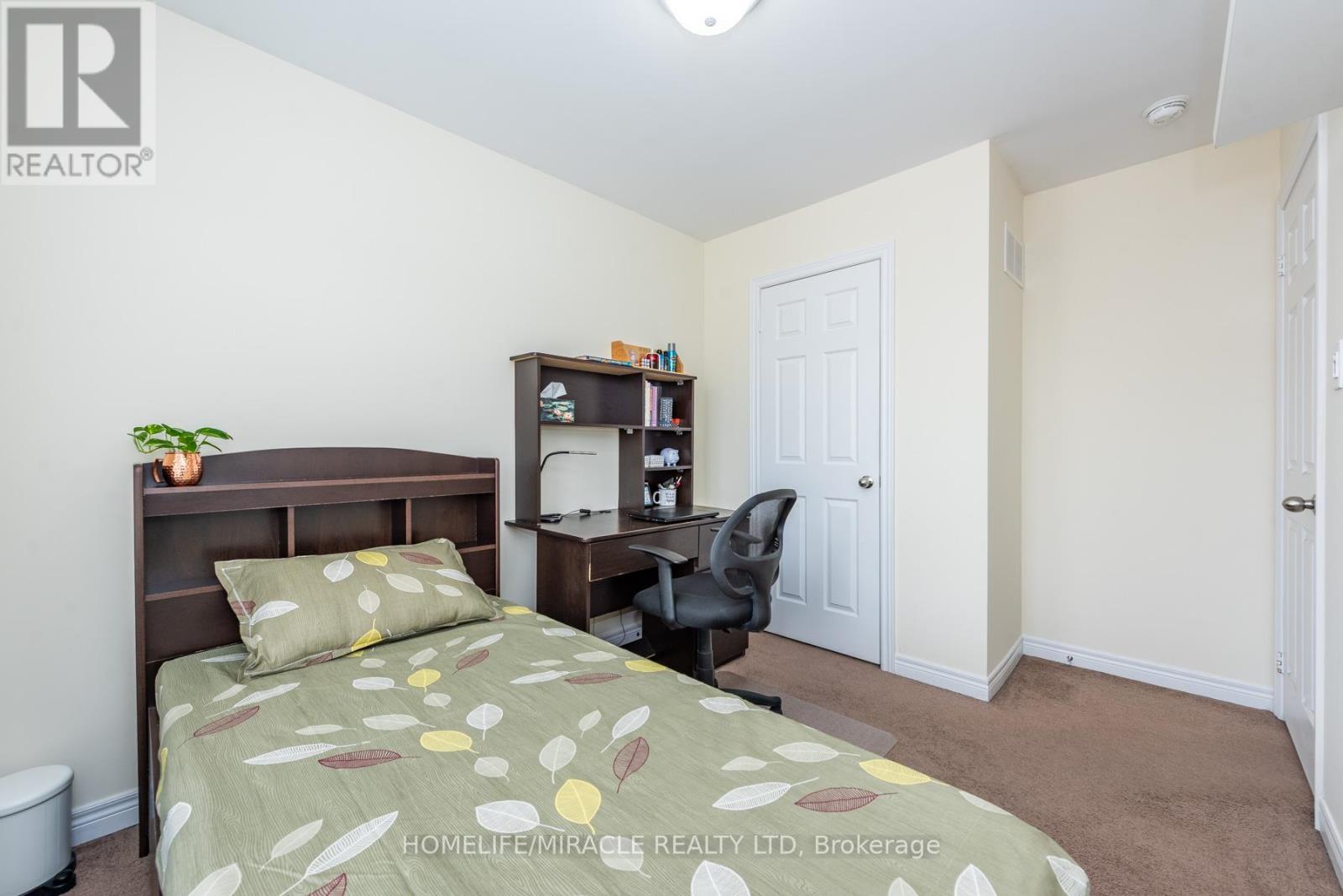 84 Rockman Crescent, Brampton (Northwest Brampton), Ontario  L7A 3Z9 - Photo 23 - W12851030