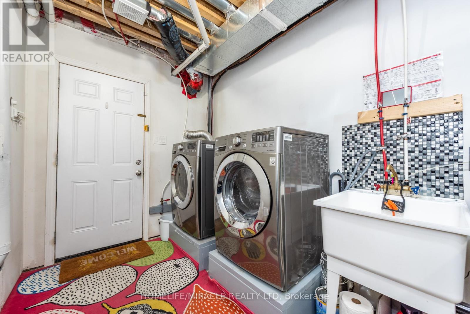 84 Rockman Crescent, Brampton (Northwest Brampton), Ontario  L7A 3Z9 - Photo 34 - W12851030