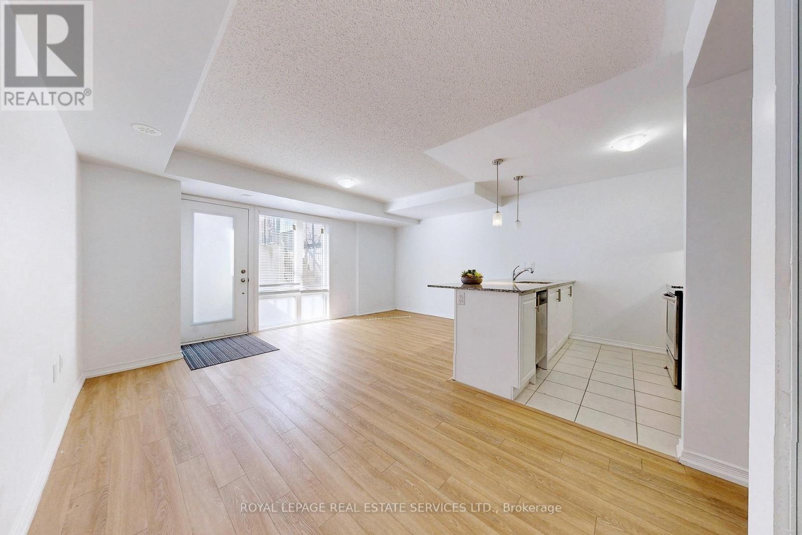 102 - 32 Fieldway Road, Toronto (Islington-City Centre West), Ontario  M8Z 0E3 - Photo 11 - W12851034