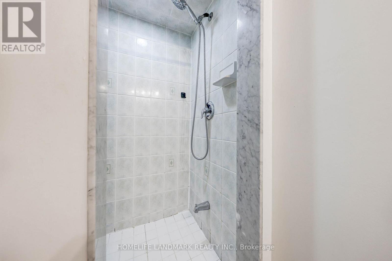 38 Sloan Drive, Milton, Ontario  L9T 5P7 - Photo 25 - W12851052