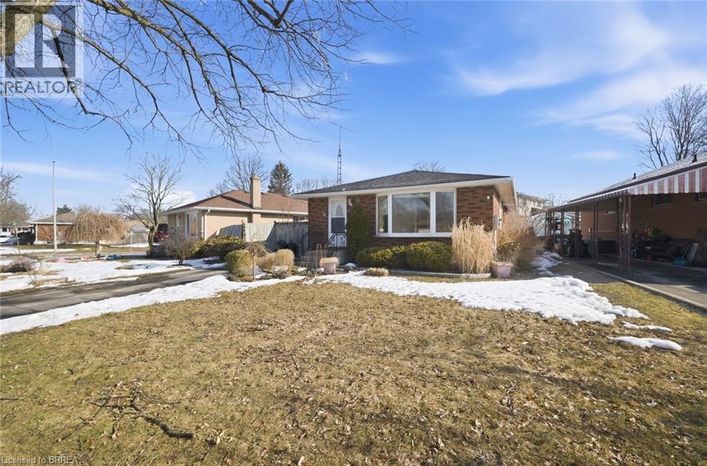 16 Somerset Road, Brantford, Ontario  N3R 5A5 - Photo 2 - 40809659