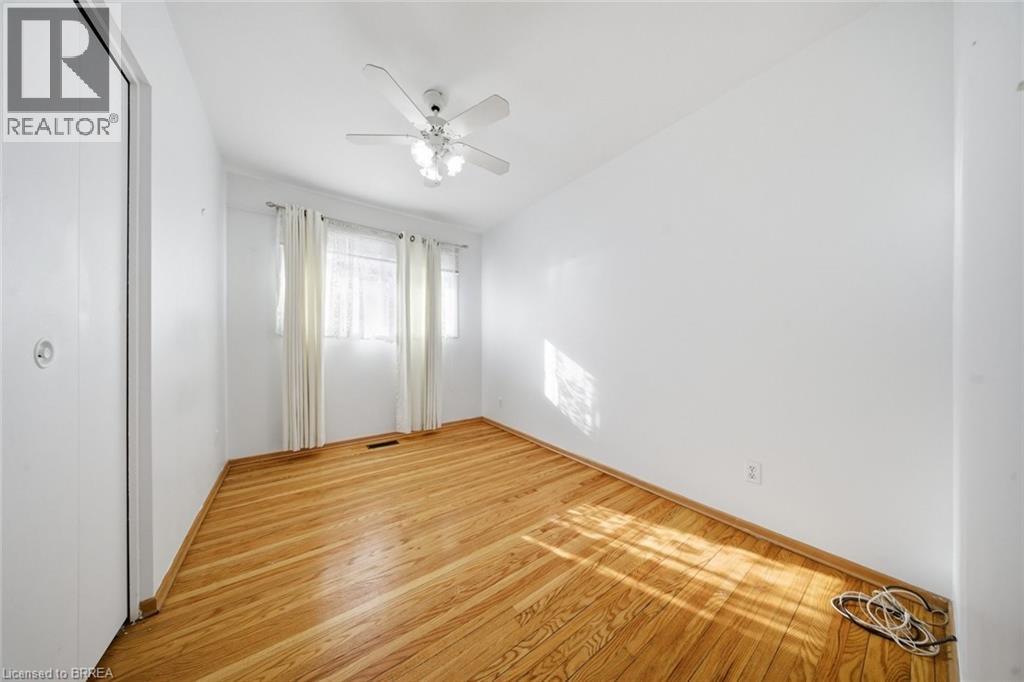 16 Somerset Road, Brantford, Ontario  N3R 5A5 - Photo 15 - 40809659