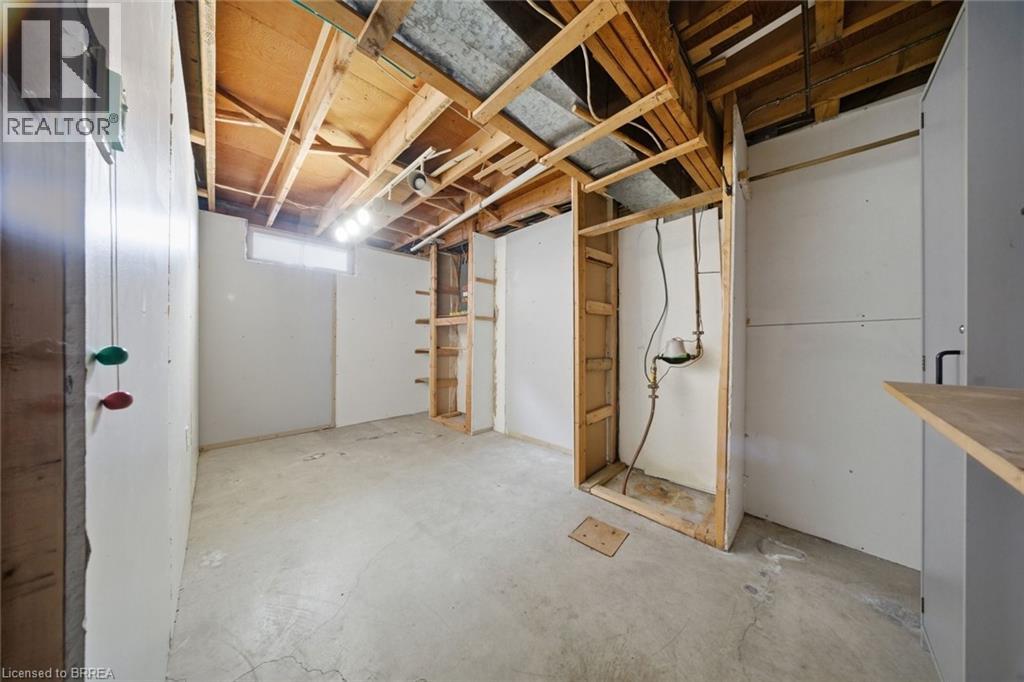 16 Somerset Road, Brantford, Ontario  N3R 5A5 - Photo 20 - 40809659