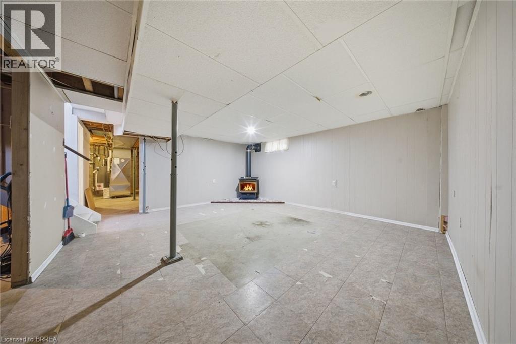 16 Somerset Road, Brantford, Ontario  N3R 5A5 - Photo 19 - 40809659