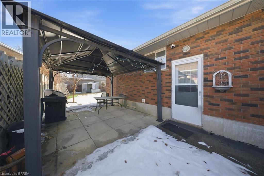 16 Somerset Road, Brantford, Ontario  N3R 5A5 - Photo 25 - 40809659