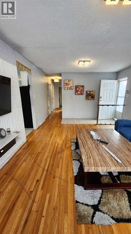 19 Margate Place Ne, Calgary, Alberta  t2a 3e4 - Photo 5 - A2279101