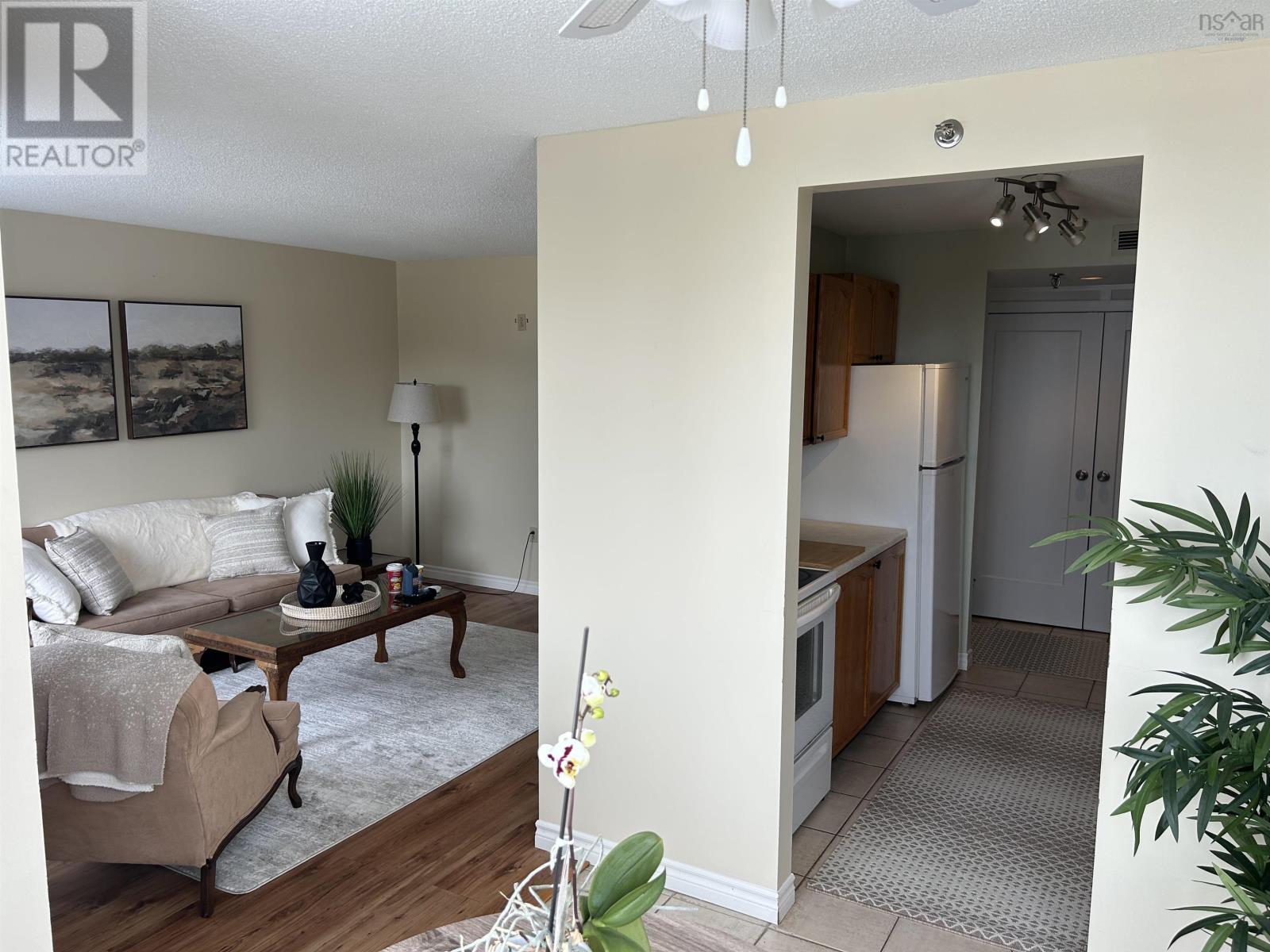 420 45 Vimy Avenue, Halifax, Nova Scotia  B3M 4C5 - Photo 6 - 202603939