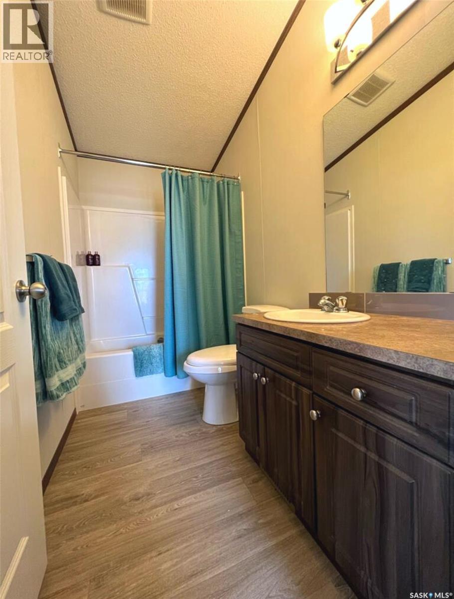 701 Pebble Drive, Webb Rm No. 138, Saskatchewan  S0N 2X0 - Photo 10 - SK029785