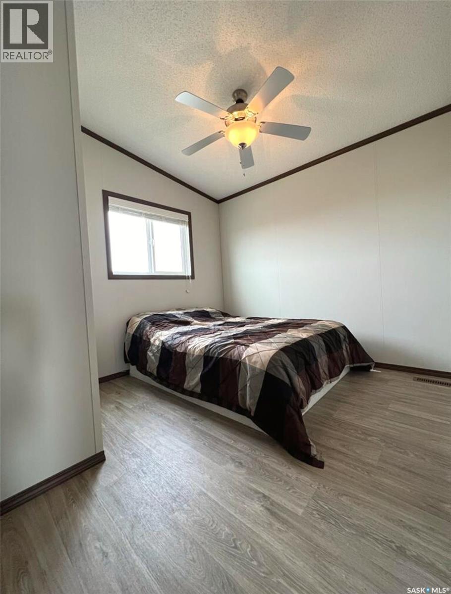 701 Pebble Drive, Webb Rm No. 138, Saskatchewan  S0N 2X0 - Photo 13 - SK029785