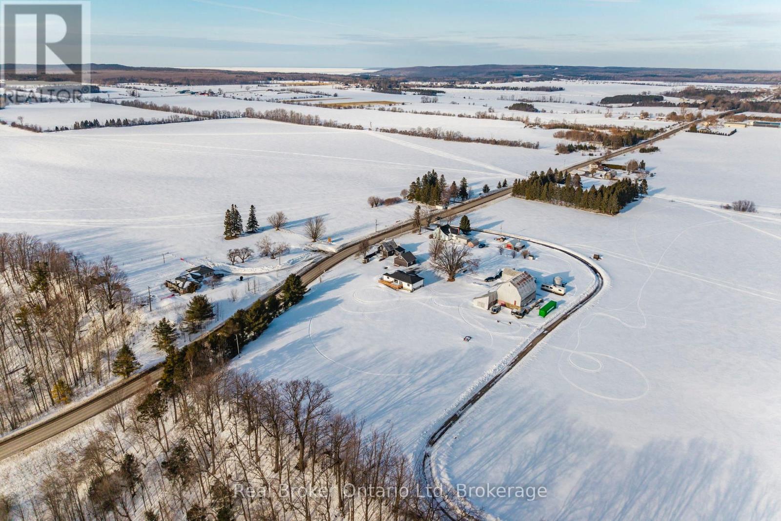 597 Lafontaine  Road W, Tiny, Ontario  L9M 0L7 - Photo 39 - S12851078