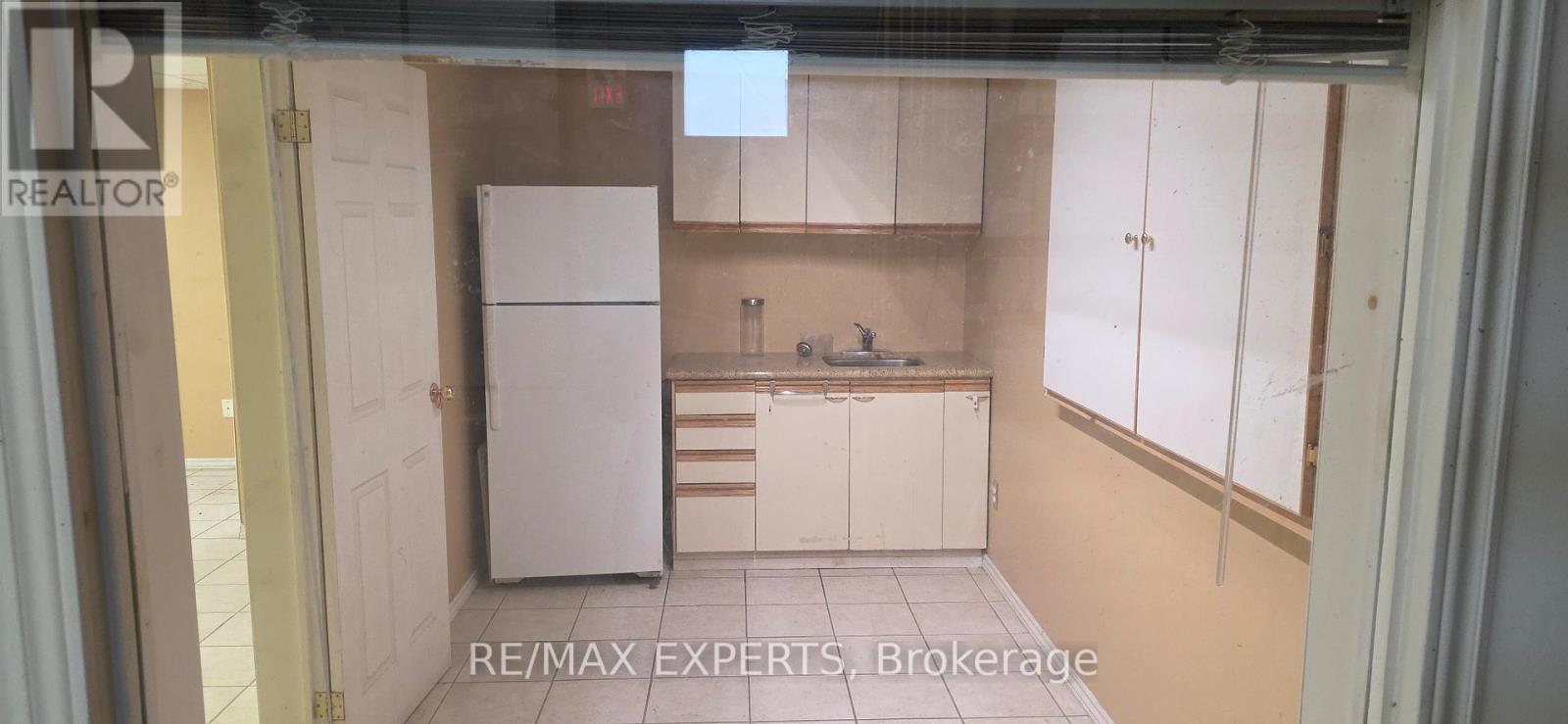 19 - 400 Creditstone Road, Vaughan (Concord), Ontario  L4K 3Z3 - Photo 10 - N12613964