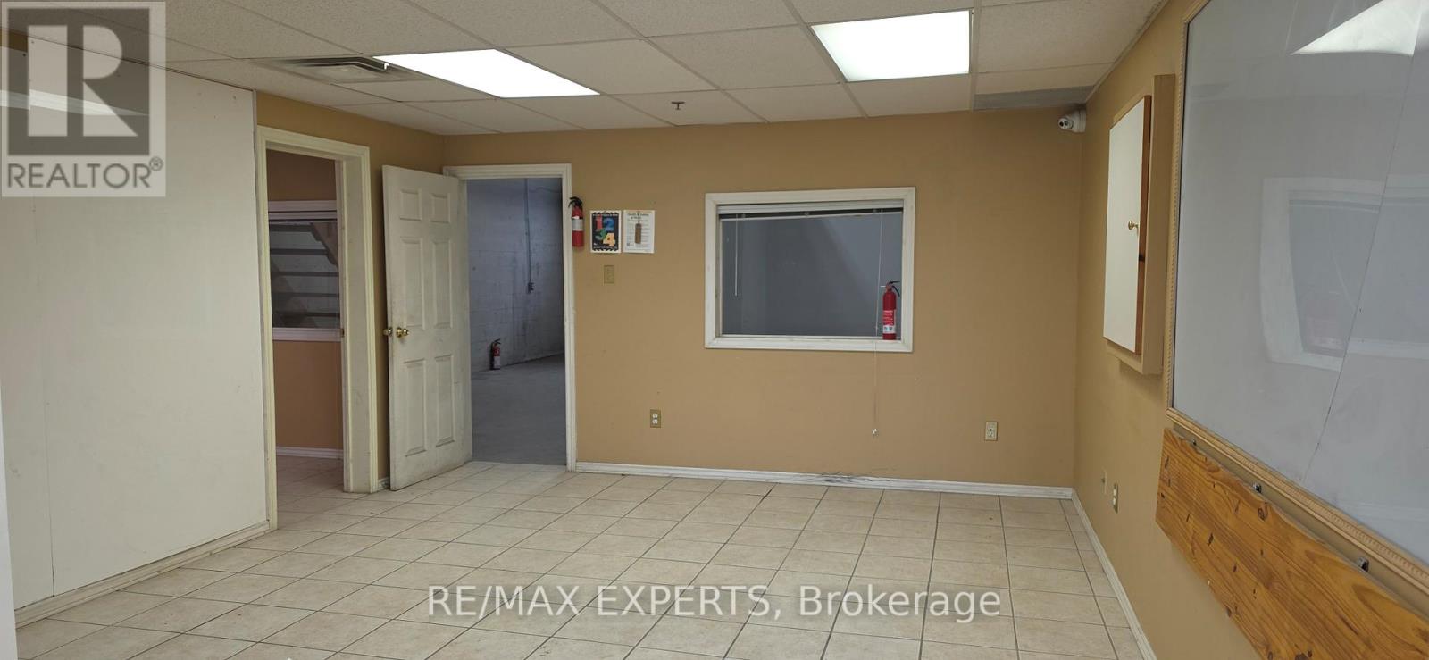 19 - 400 Creditstone Road, Vaughan (Concord), Ontario  L4K 3Z3 - Photo 9 - N12613964