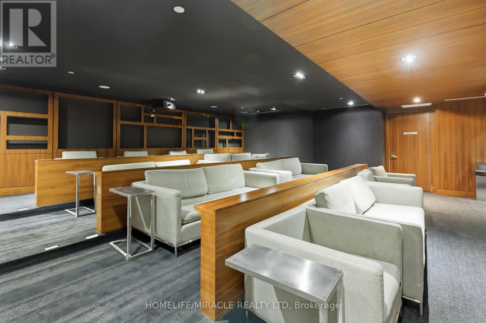 41 - 23 Valhalla Inn Road, Toronto, Ontario  M9B 0B3 - Photo 37 - W12849658