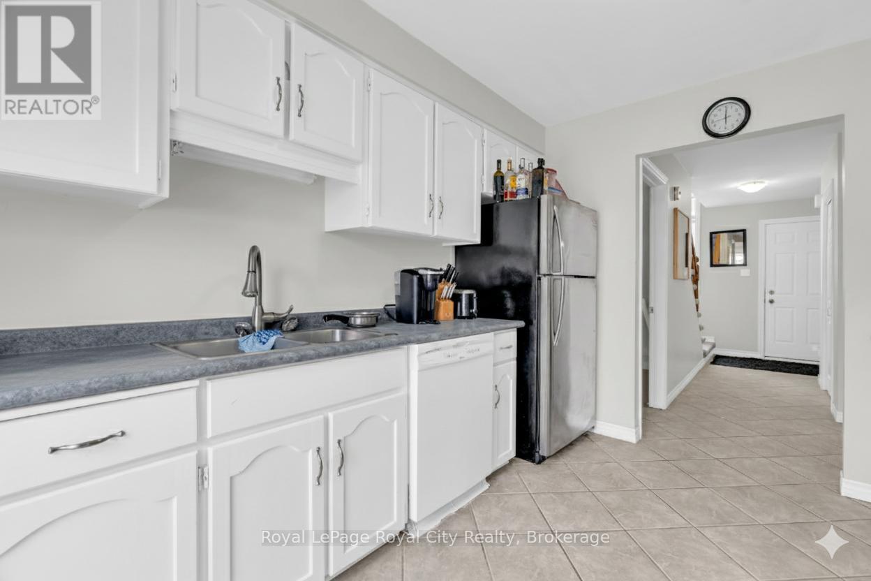 11 Sagewood Place, Guelph, Ontario  N1G 3M8 - Photo 13 - X12851114