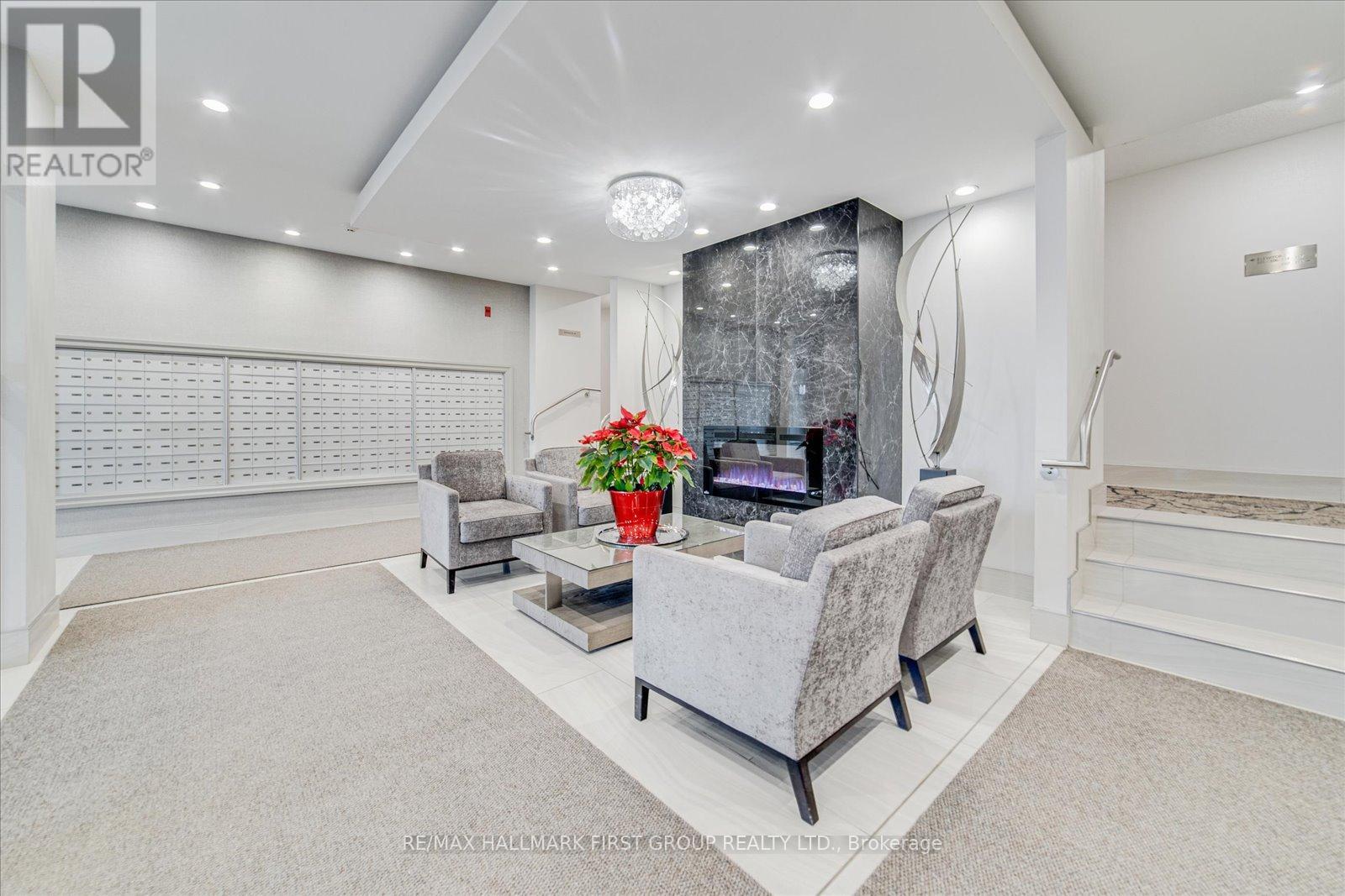 218 - 340 Watson Street W, Whitby, Ontario  L1N 9G1 - Photo 6 - E12851280