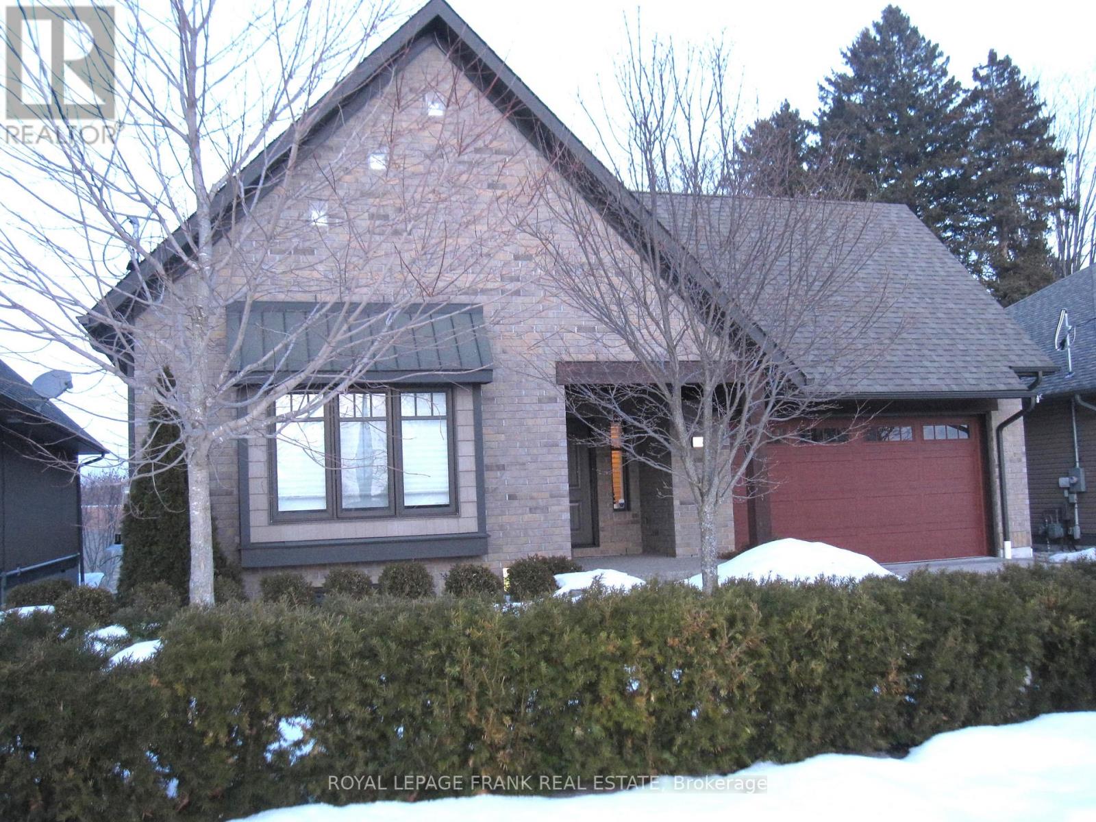 864 Burnham Street, Cobourg, Ontario  K9A 2X7 - Photo 2 - X12851216