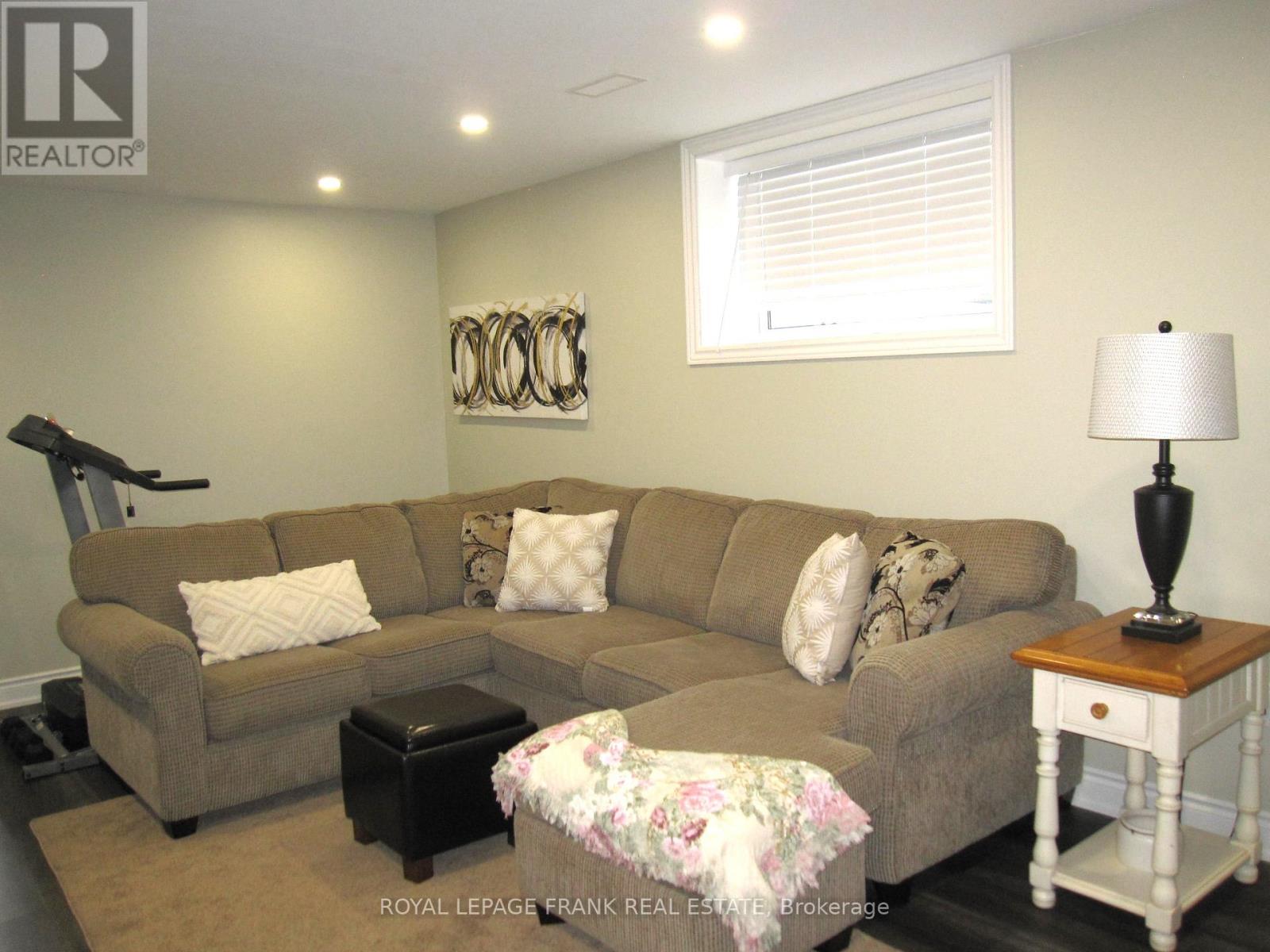 864 Burnham Street, Cobourg, Ontario  K9A 2X7 - Photo 36 - X12851216