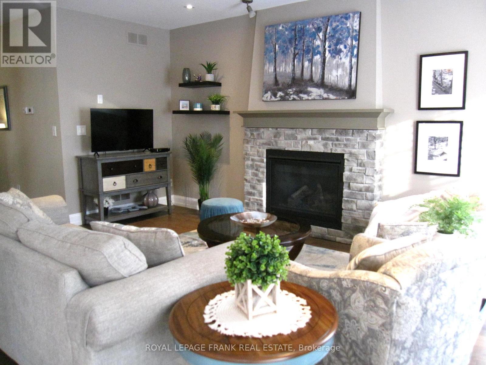 864 Burnham Street, Cobourg, Ontario  K9A 2X7 - Photo 4 - X12851216