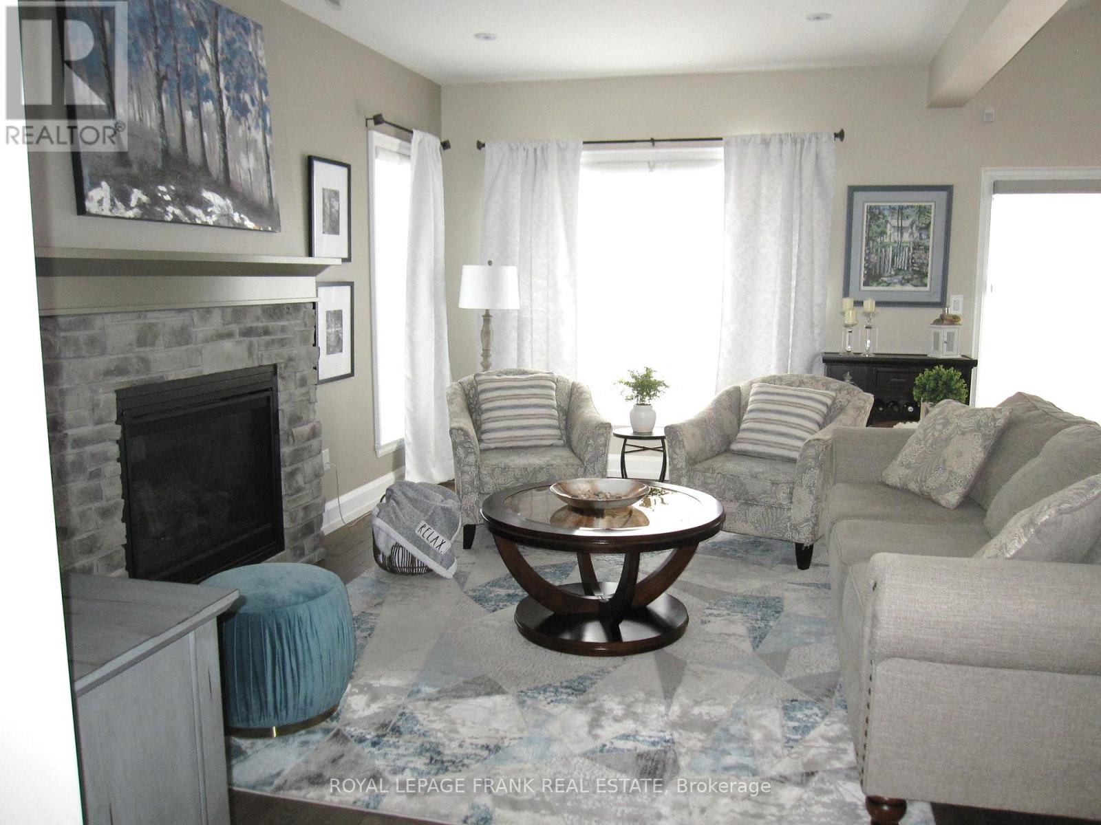 864 Burnham Street, Cobourg, Ontario  K9A 2X7 - Photo 5 - X12851216