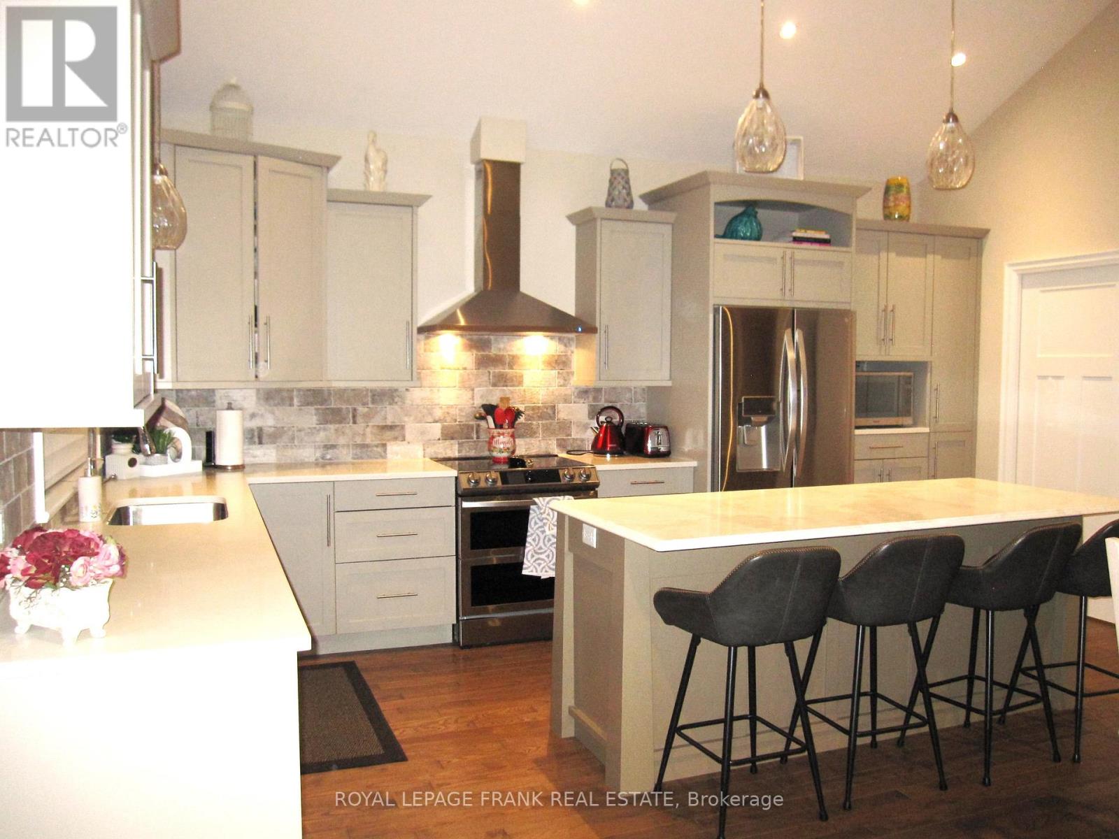 864 Burnham Street, Cobourg, Ontario  K9A 2X7 - Photo 8 - X12851216