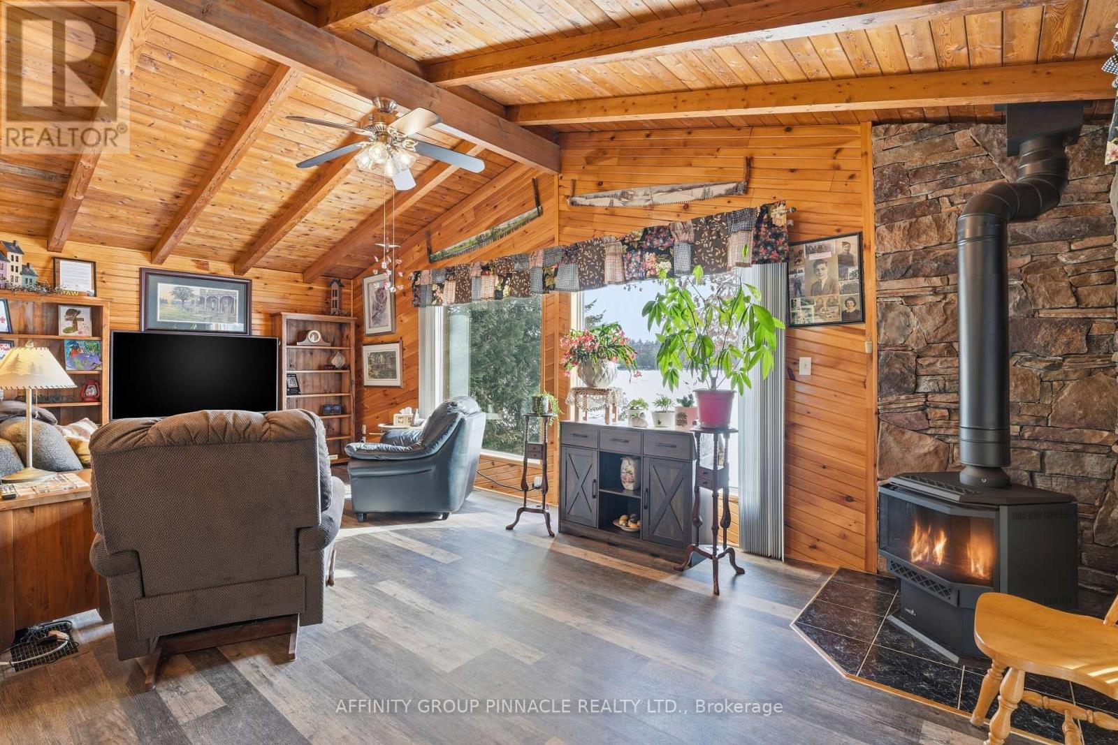 1150 Moore Lake Estates Road, Minden Hills (Lutterworth), Ontario  K0M 2L1 - Photo 15 - X12851316