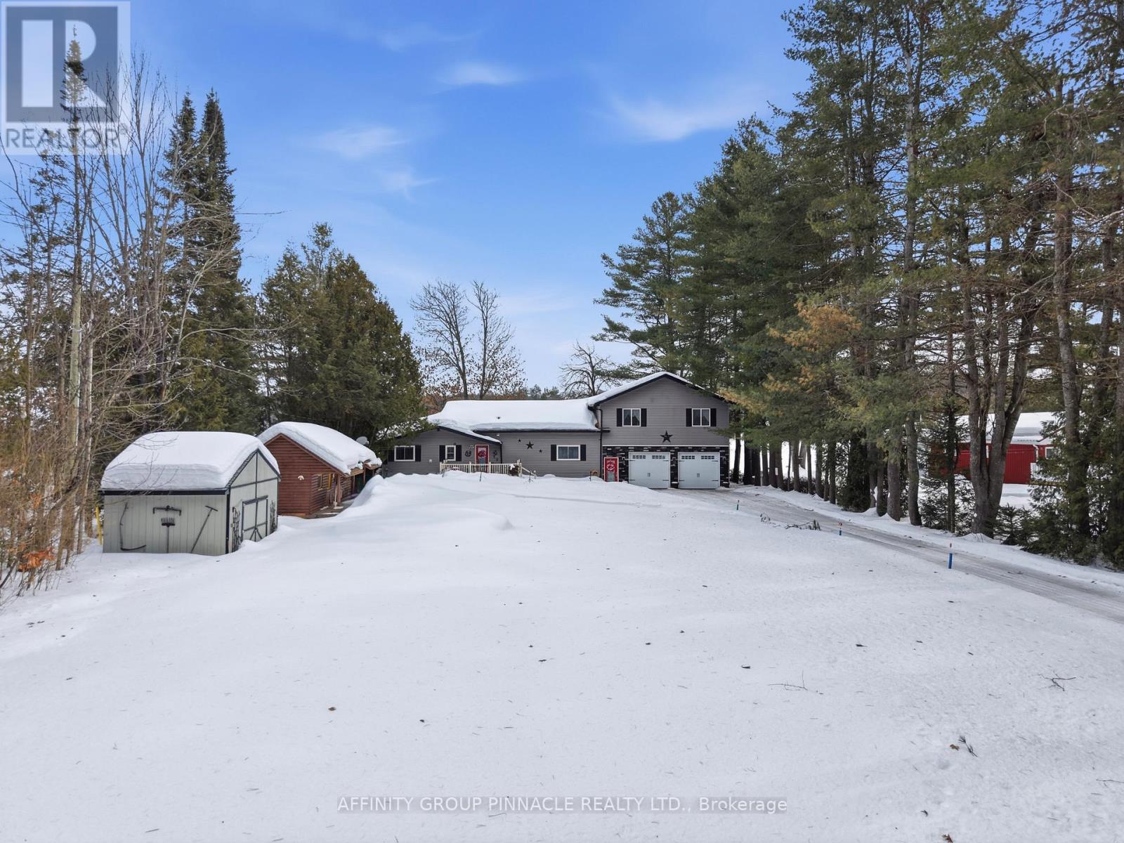 1150 Moore Lake Estates Road, Minden Hills (Lutterworth), Ontario  K0M 2L1 - Photo 2 - X12851316