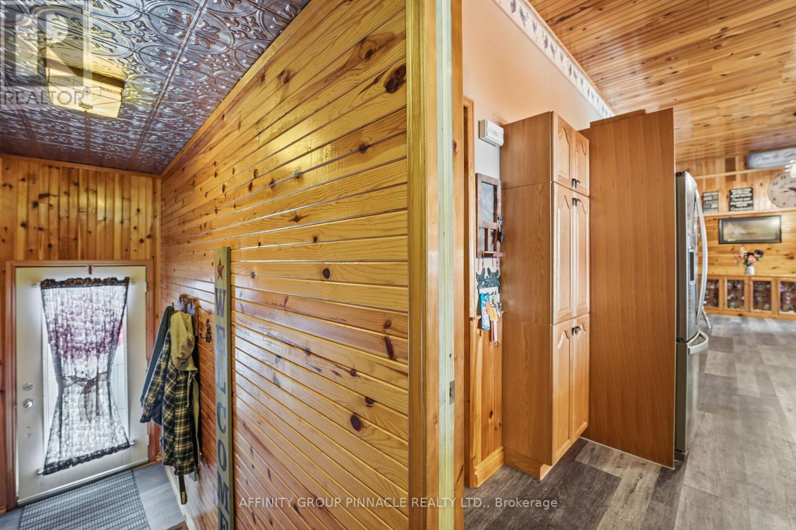 1150 Moore Lake Estates Road, Minden Hills (Lutterworth), Ontario  K0M 2L1 - Photo 6 - X12851316