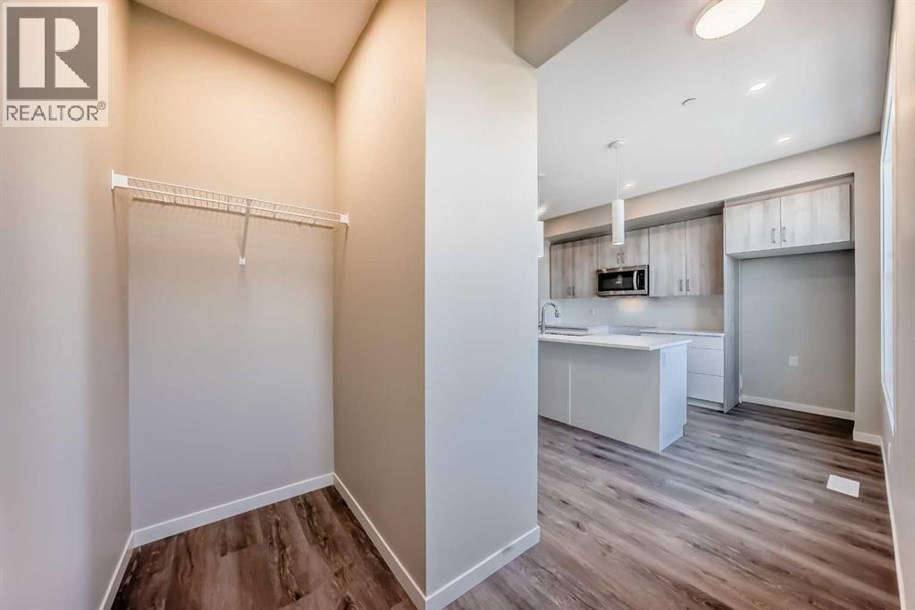 521 Hotchkiss Drive Se, Calgary, Alberta  T3S 0N6 - Photo 18 - A2285227