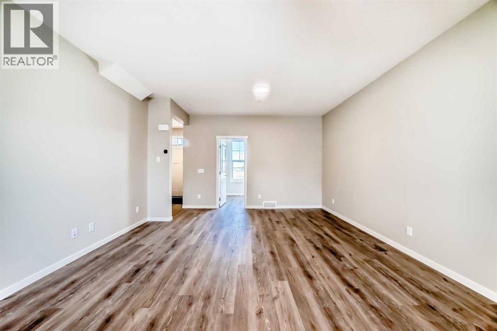 521 Hotchkiss Drive Se, Calgary, Alberta  T3S 0N6 - Photo 13 - A2285227