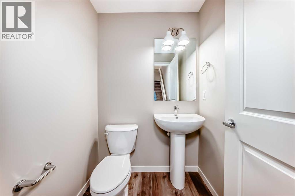 521 Hotchkiss Drive Se, Calgary, Alberta  T3S 0N6 - Photo 17 - A2285227