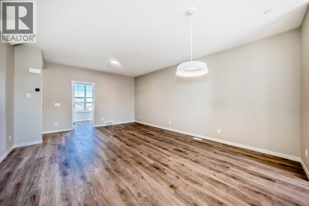 521 Hotchkiss Drive Se, Calgary, Alberta  T3S 0N6 - Photo 12 - A2285227