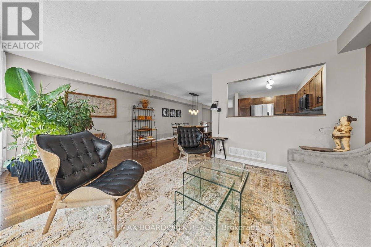 265 Parkrose Private, Ottawa, Ontario  K4A 0N8 - Photo 11 - X12851140