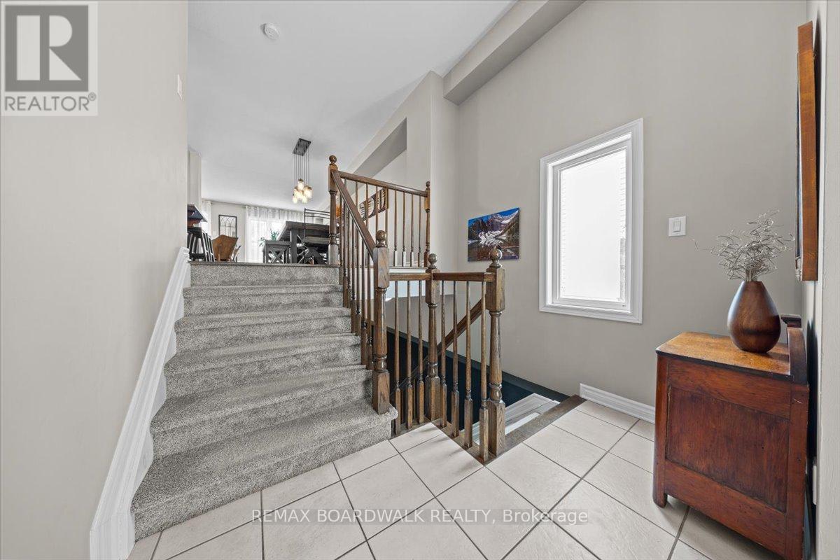 265 Parkrose Private, Ottawa, Ontario  K4A 0N8 - Photo 4 - X12851140