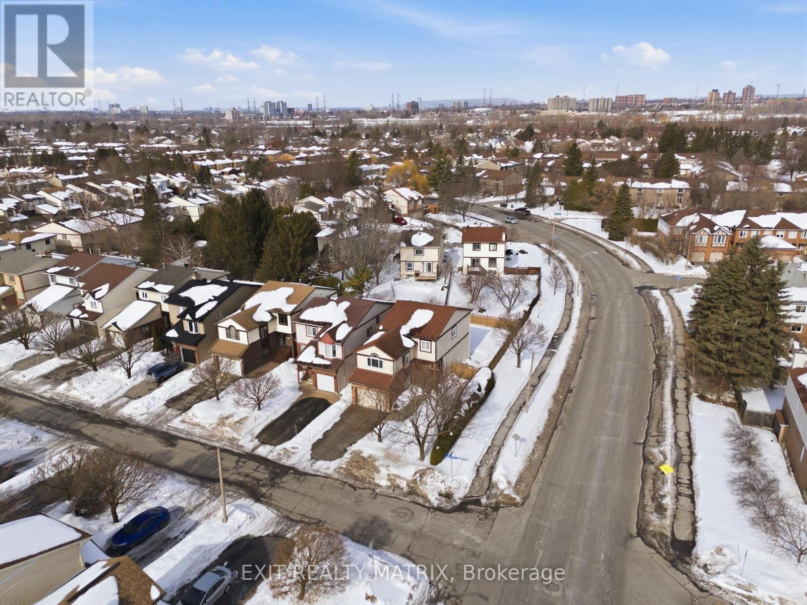 57 Rosegarden Crescent, Ottawa, Ontario  K1T 3A9 - Photo 31 - X12851232