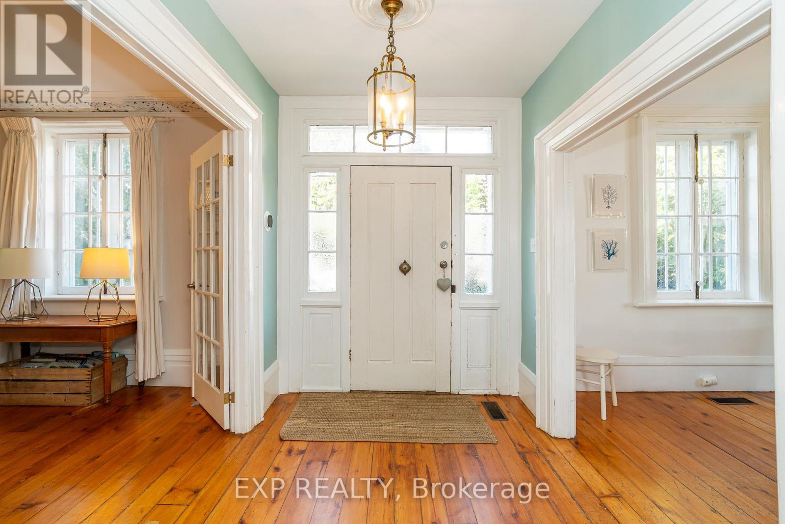 45 King Street, Rideau Lakes, Ontario  K0E 1G0 - Photo 5 - X12851276