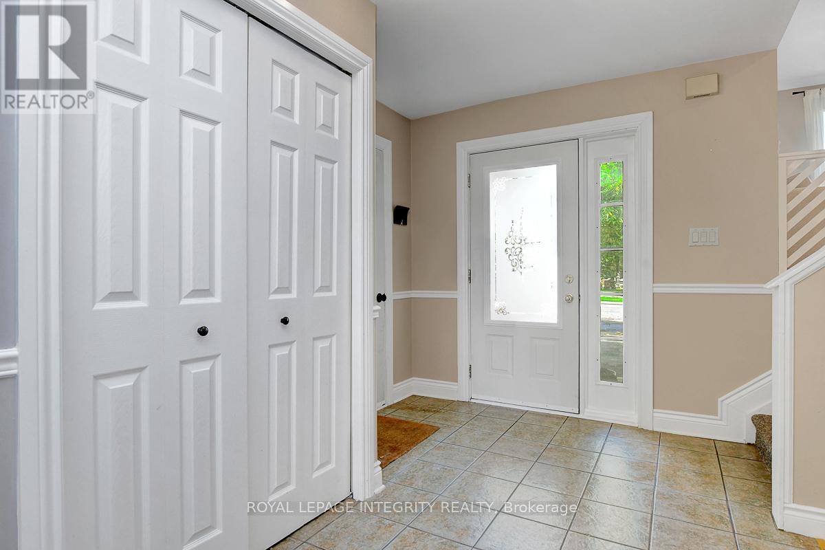 34 Bennett Street, Edwardsburgh/cardinal, Ontario  K0E 1X0 - Photo 3 - X12851288