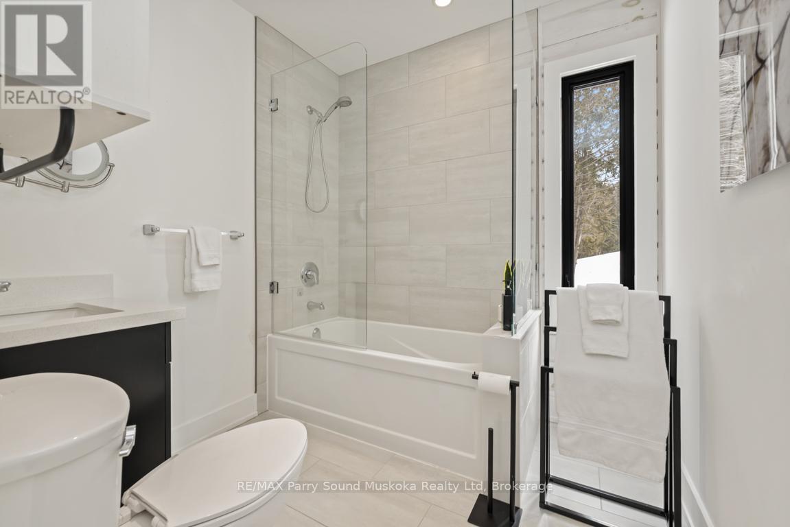 54 Lake Ridge Road, Seguin, Ontario  P0C 1J0 - Photo 33 - X12851026