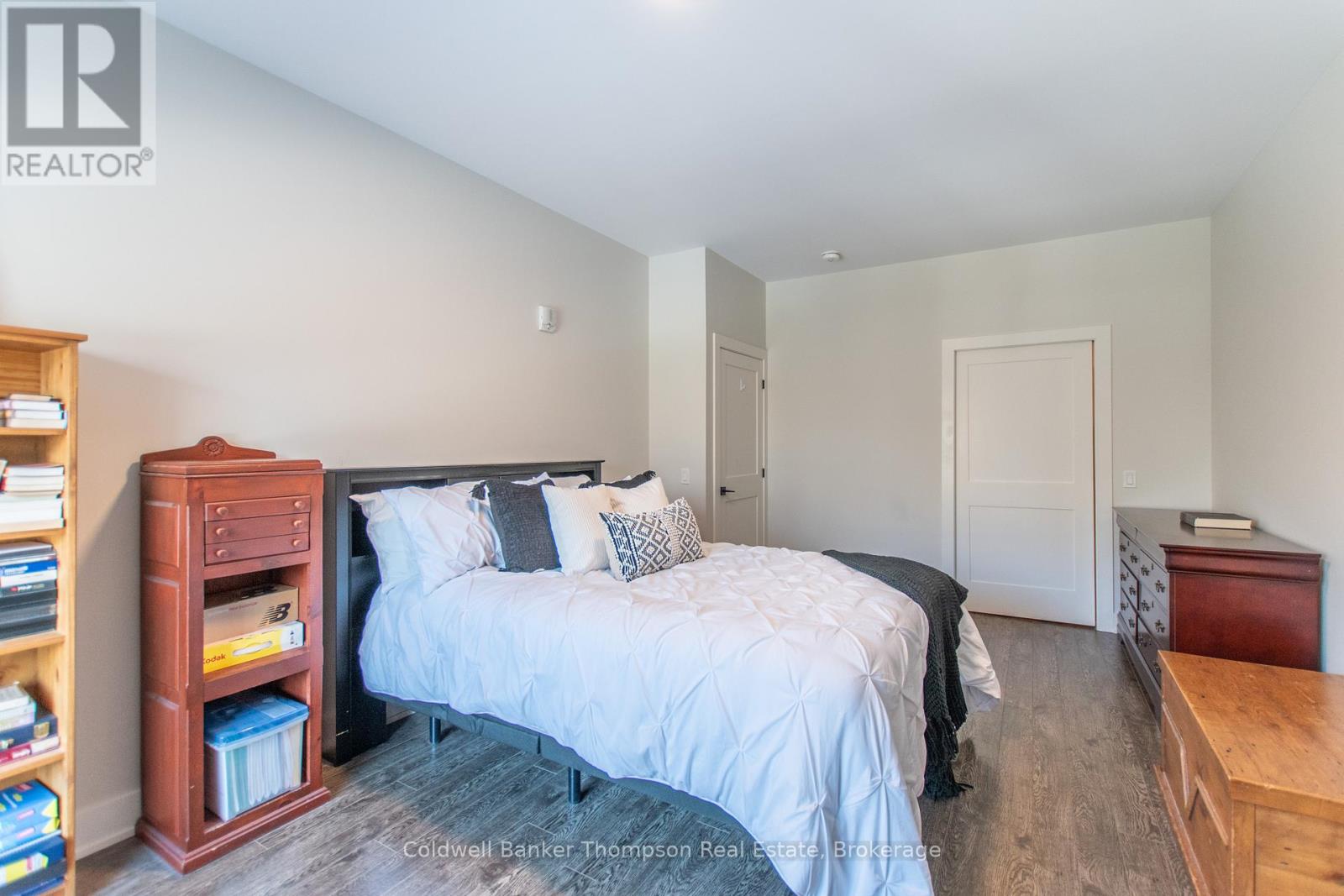 202 - 23 Campus Trail, Huntsville, Ontario  P1H 0G1 - Photo 18 - X12851298