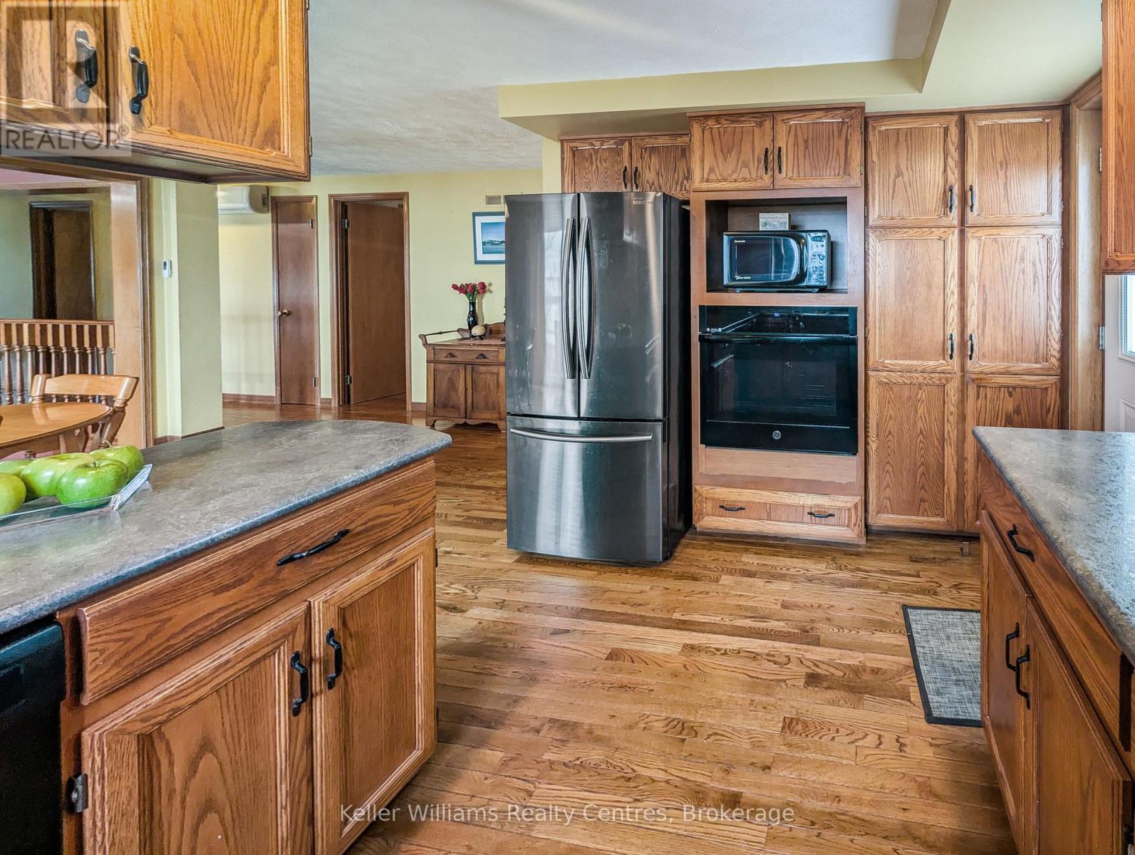 11 Mallory Beach Road, South Bruce Peninsula, Ontario  N0H 2T0 - Photo 28 - X12835420