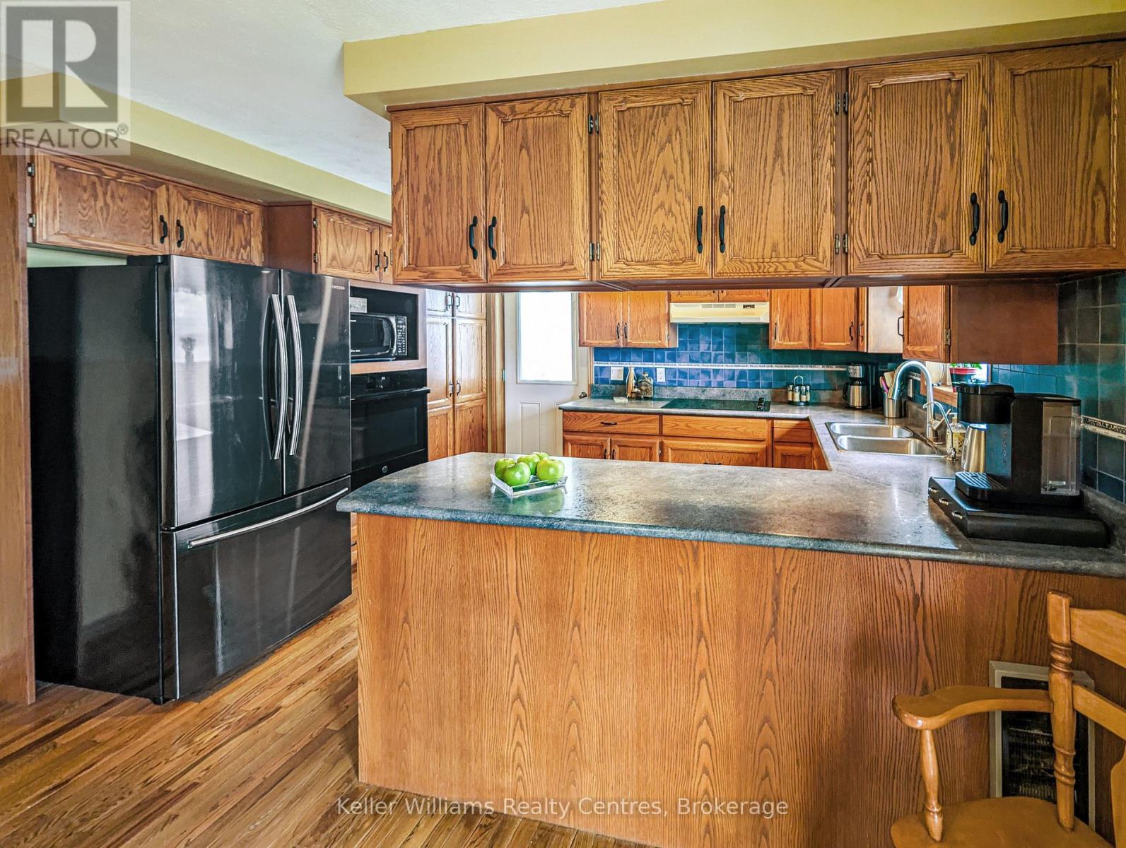 11 Mallory Beach Road, South Bruce Peninsula, Ontario  N0H 2T0 - Photo 26 - X12835420