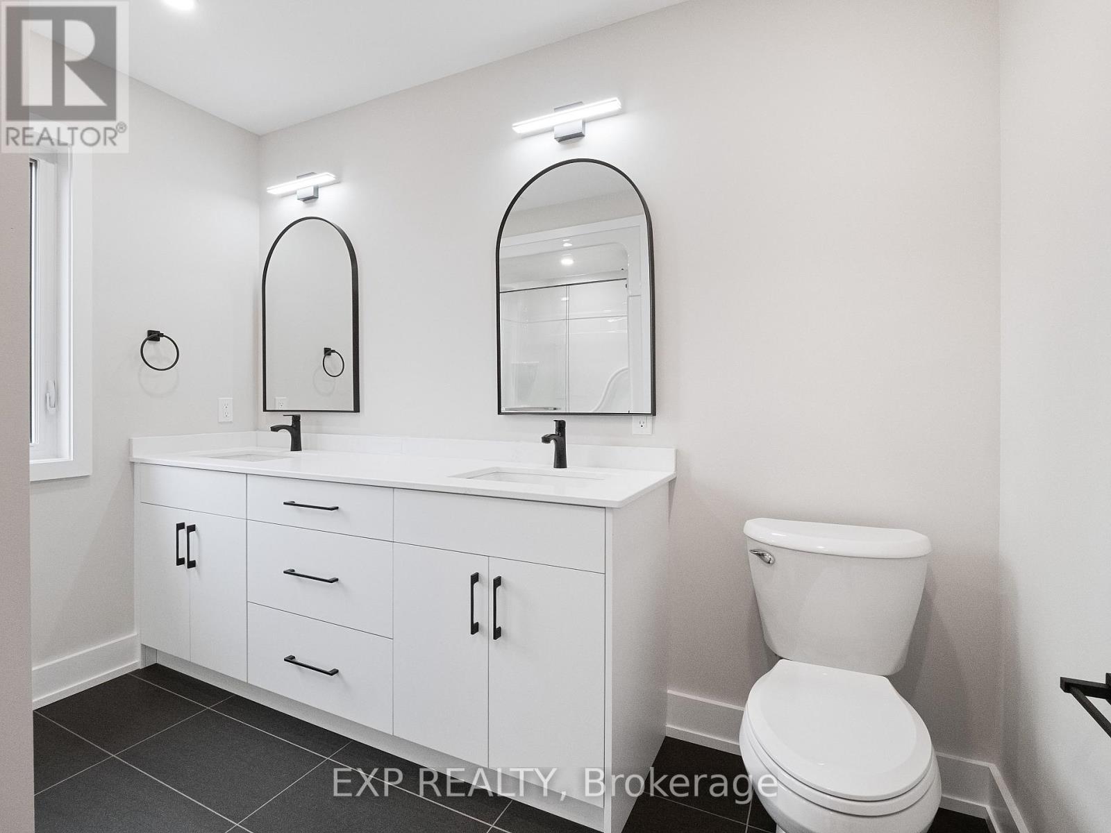 1142 Ontario Road, Welland (Lincoln/crowland), Ontario  L3B 5E7 - Photo 19 - X12851122