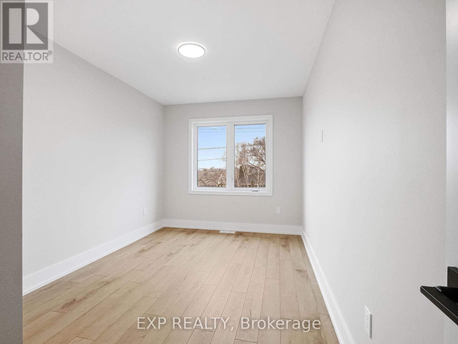 1142 Ontario Road, Welland (Lincoln/crowland), Ontario  L3B 5E7 - Photo 22 - X12851122